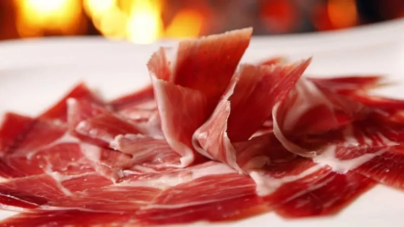 sabor-iberico-ternera-jamon-queso-frescos-maturados-loncheados
