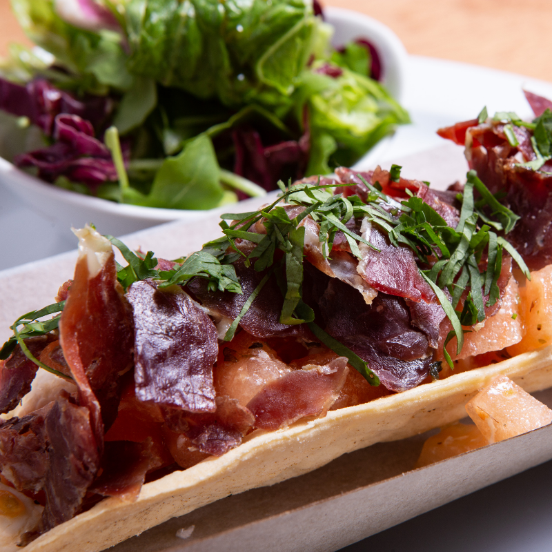 burrito-de-tomate-con-jamon-iberico